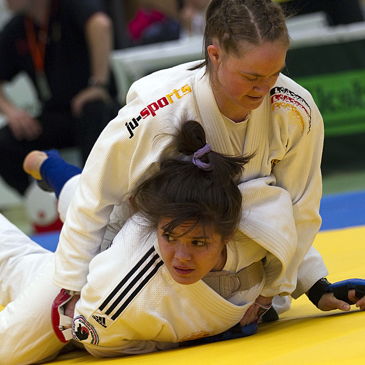 Carina Neupert (GER) vs Lutsia Tuktarova (RUS)