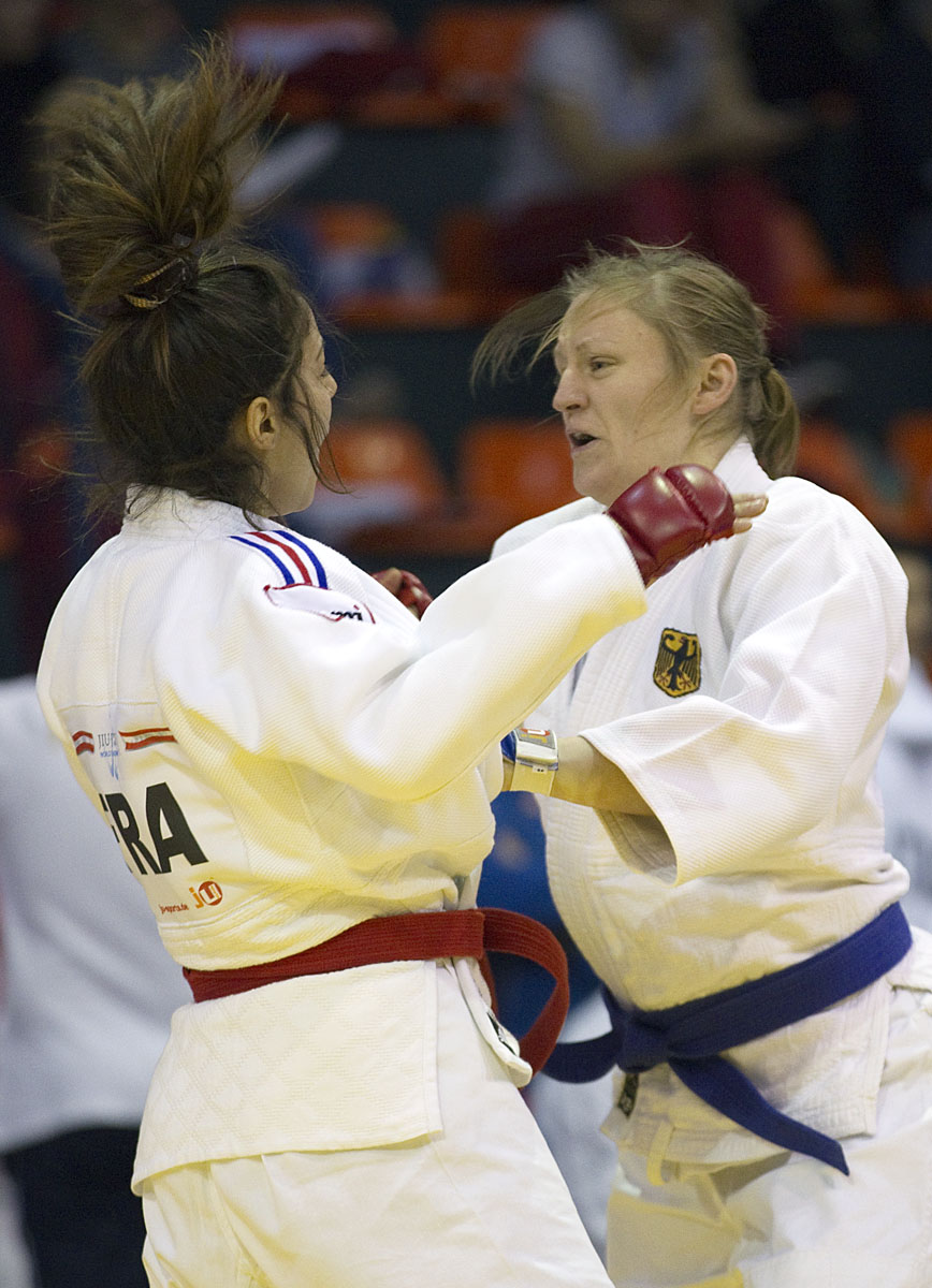 Myriam Rahali (FRA) vs Manuela Lukas (GER)