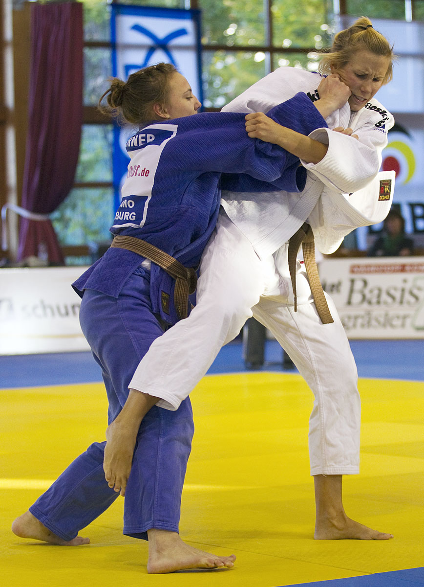Ines Beischmidt (PSG Brandenburg) vs Viola Thiel (TSV Großhadern)