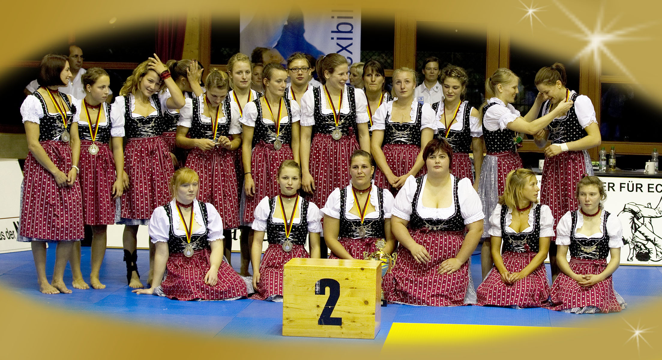 Nachdem sich das olympische Komitee zuletzt erfreulich flexibel bei der Judokleidung der Frauen gezeigt hat, stellt der TSV Großhadern nun seine Judoanzüge für die kommende Saison vor ...