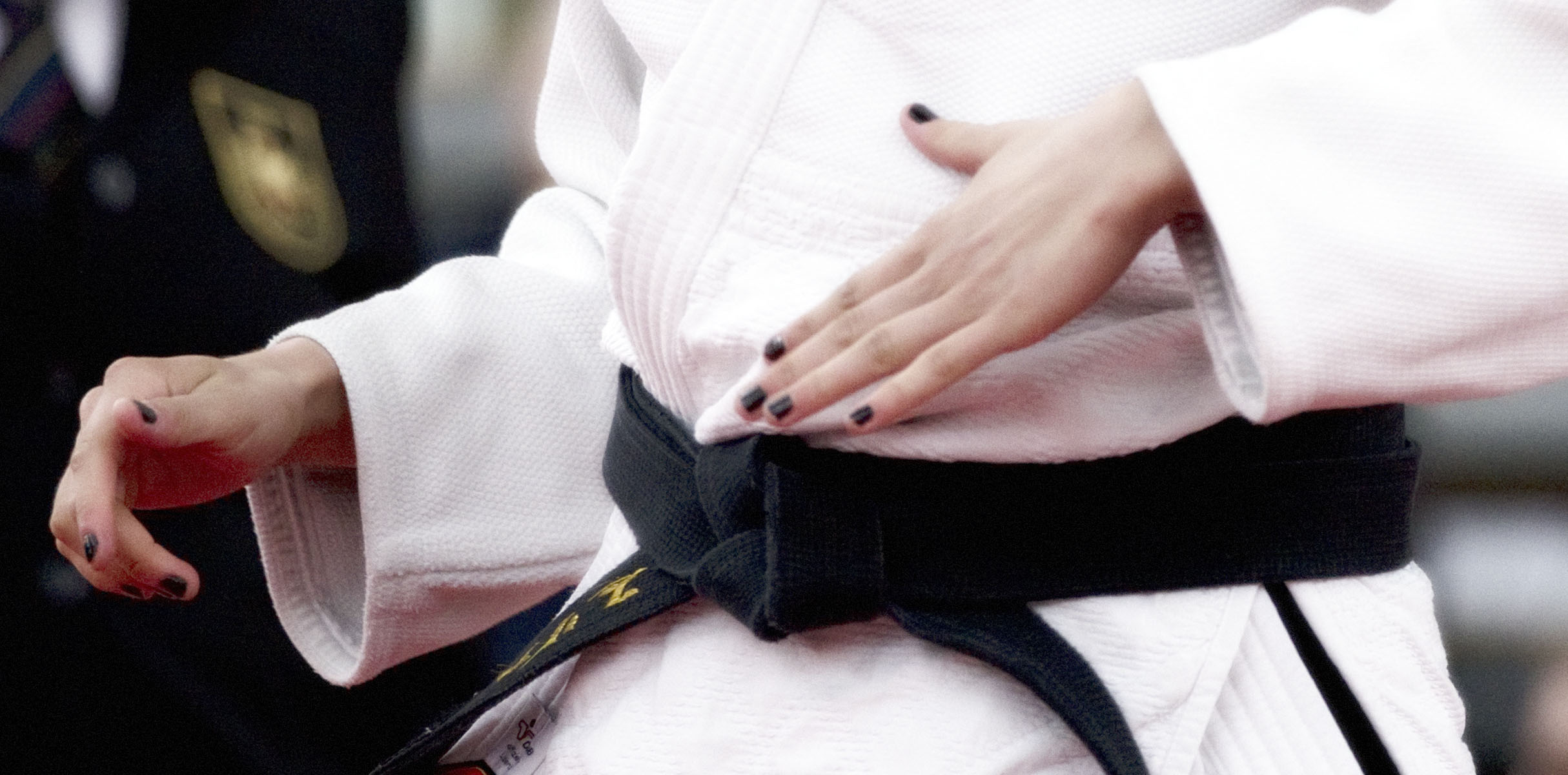 .. once you saw her youll never forget - the magic lady, the lady in black ...