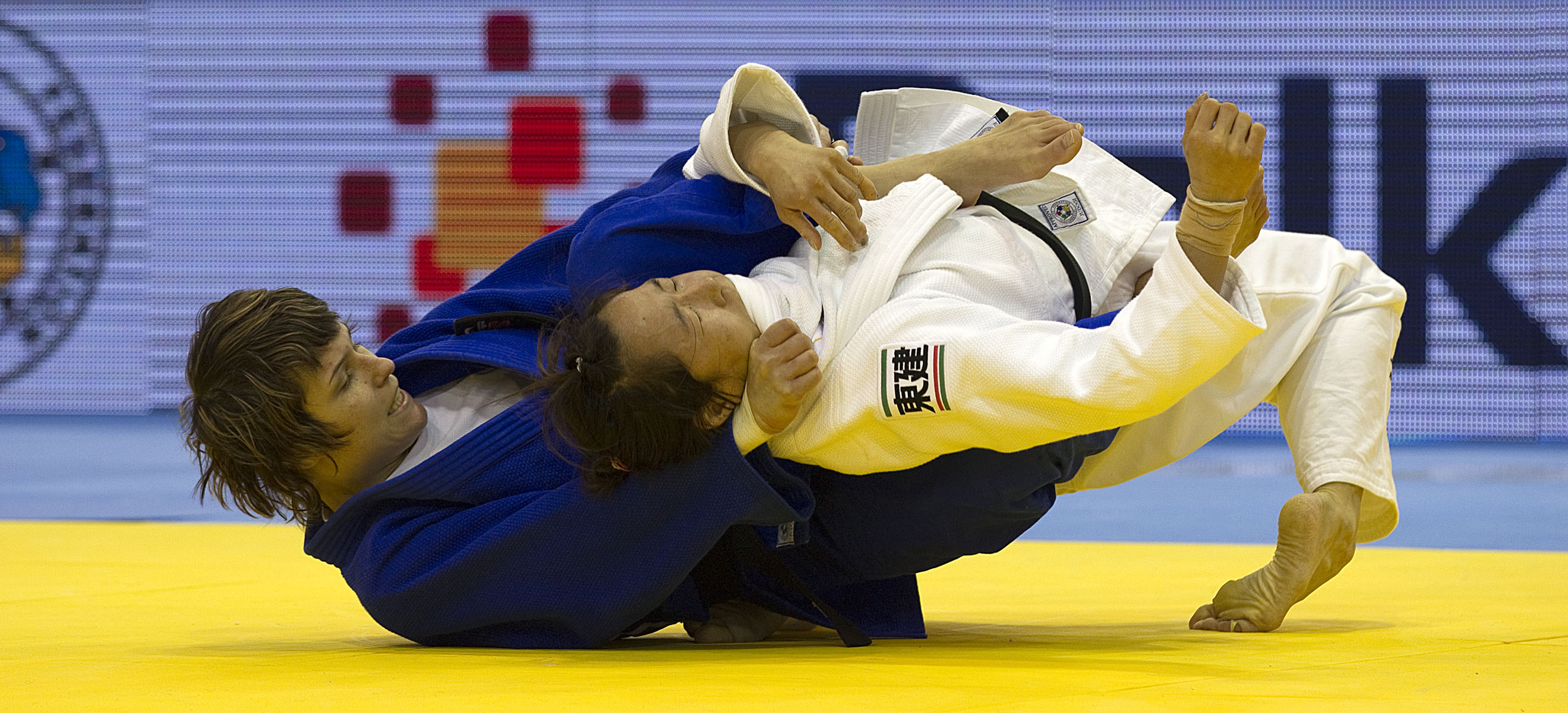 Natalia Kuziutina (RUS) vs Yuki Hashimoto (JPN) im Finale der Frauen -52kg