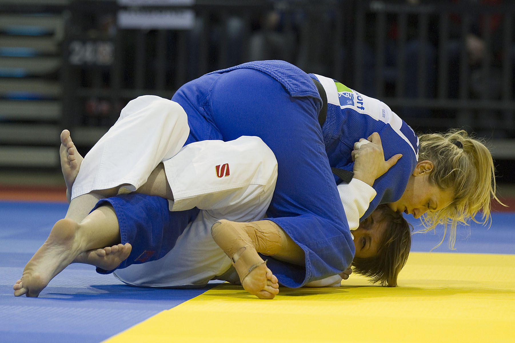 Gemma Gibbons (GBR) vs Vera Moskalyak (RUS)