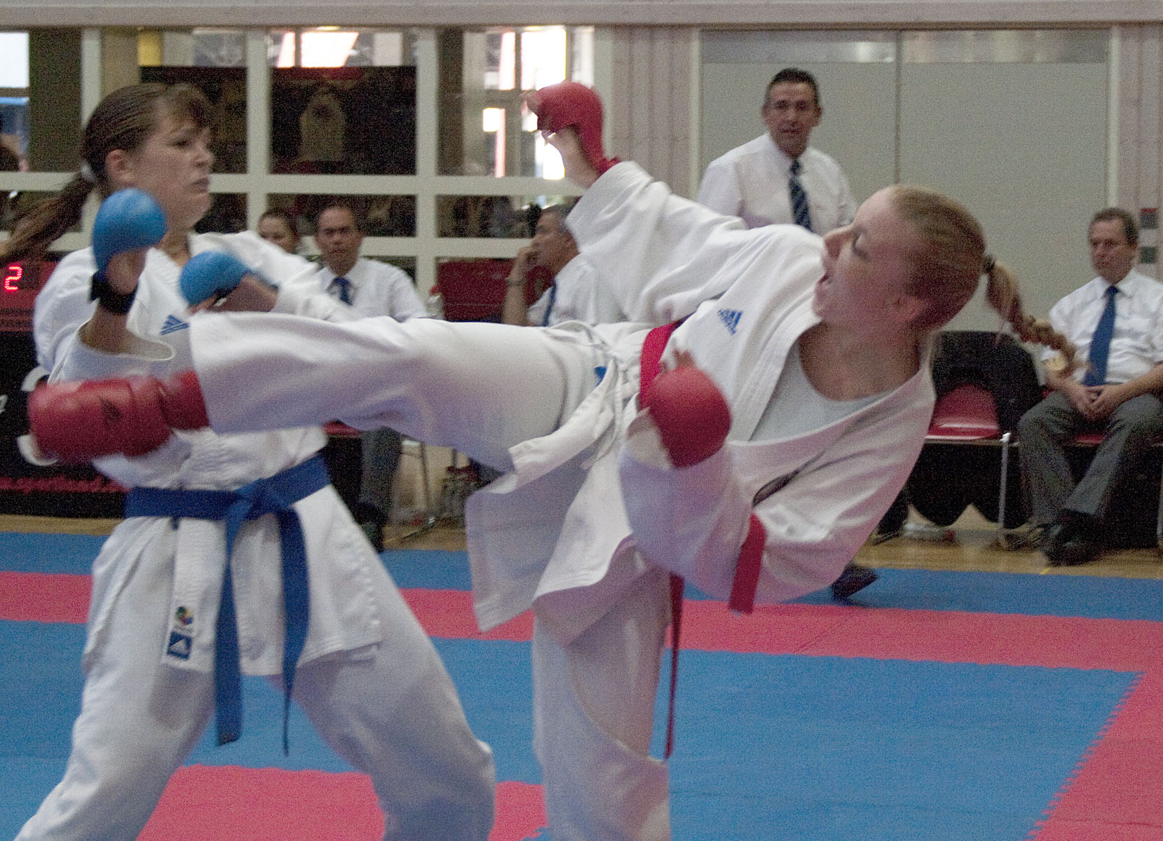 Nathalie Reiter (sterreichischer Karatebund, AUT) vs Lenka Petřkov (COBRA RYU STRAKONICE, CZE)
