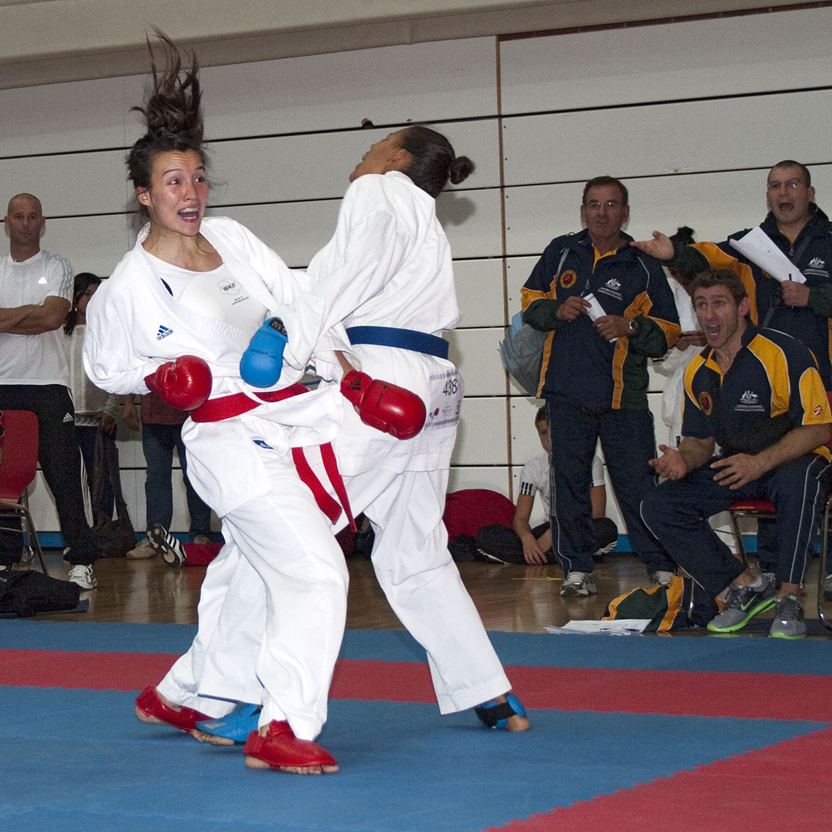 Stephanie Harris (AUSTRALIA - AKF NATIONAL TEAM, AUS) vs Nomie Kornfeld (NEUCHTEL KARAT-DO, SUI)