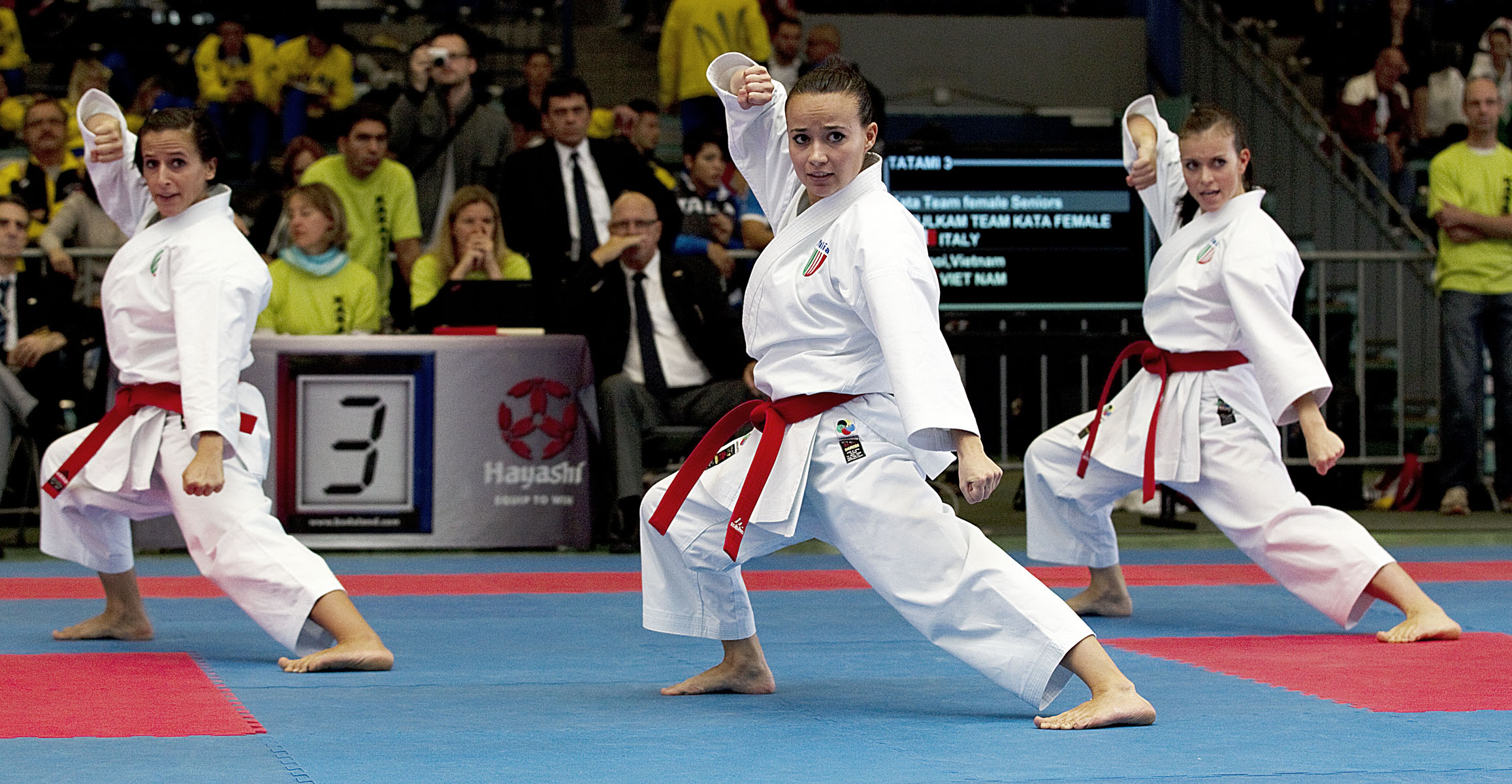 Kata Team Damen: Sara Battaglia, Viviana Bottaro & Michela Pezzetti (FIJLKAM ITALIA FEDERAZIONE)