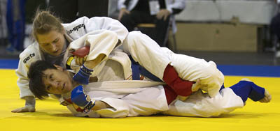 Claudia Behnke (GER) vs Nadia Bertrand (BEL)