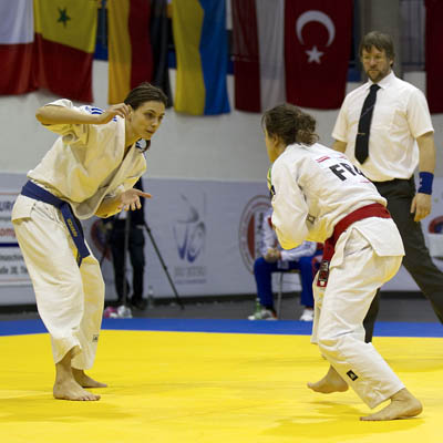 Oceane Talvard (FRA) (Goldmedaille Ne-Waza Women -58kg) vs Ramona Elena Cretu (ROM)