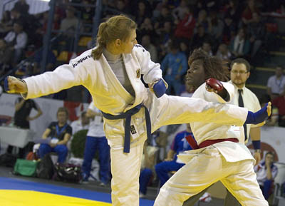 Severine Nebie (FRA) vs Claudia Behnke (GER)