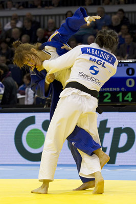 Claudia Ahrens (GER) vs Mungunchimeg Baldorj (MGL)