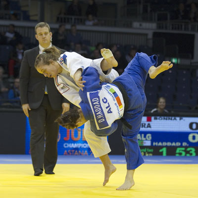 Djazia Haddad (ALG) vs Penelope Bonna (FRA)