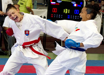 Jana Vojtikevičov (Slovak National Team) vs Lucie Ignace (French National Team)