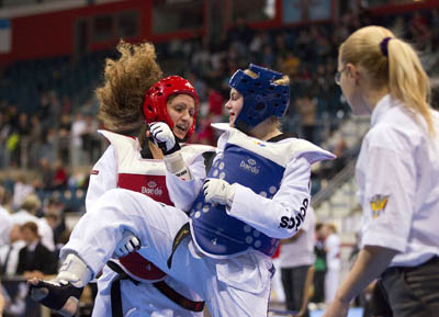 German Open Taekwondo 2012: Efstathia Mavridou (Budokwai Öhringen) vs Madita Sophie Kleppe (TKD Gemeinschaft Witten)