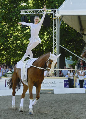 Joanne Eccles (GBR) auf Lanson